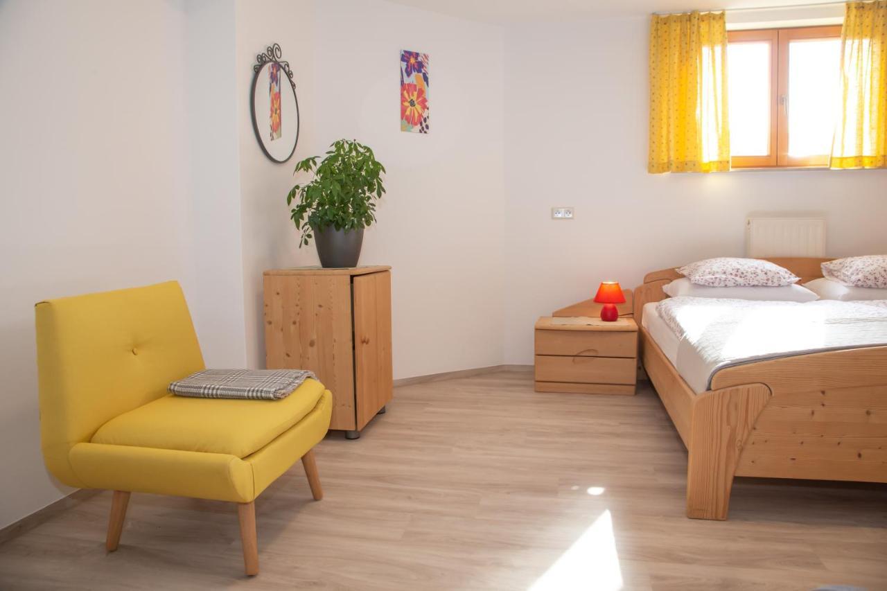 Apartments Rozic ボーヒニ エクステリア 写真