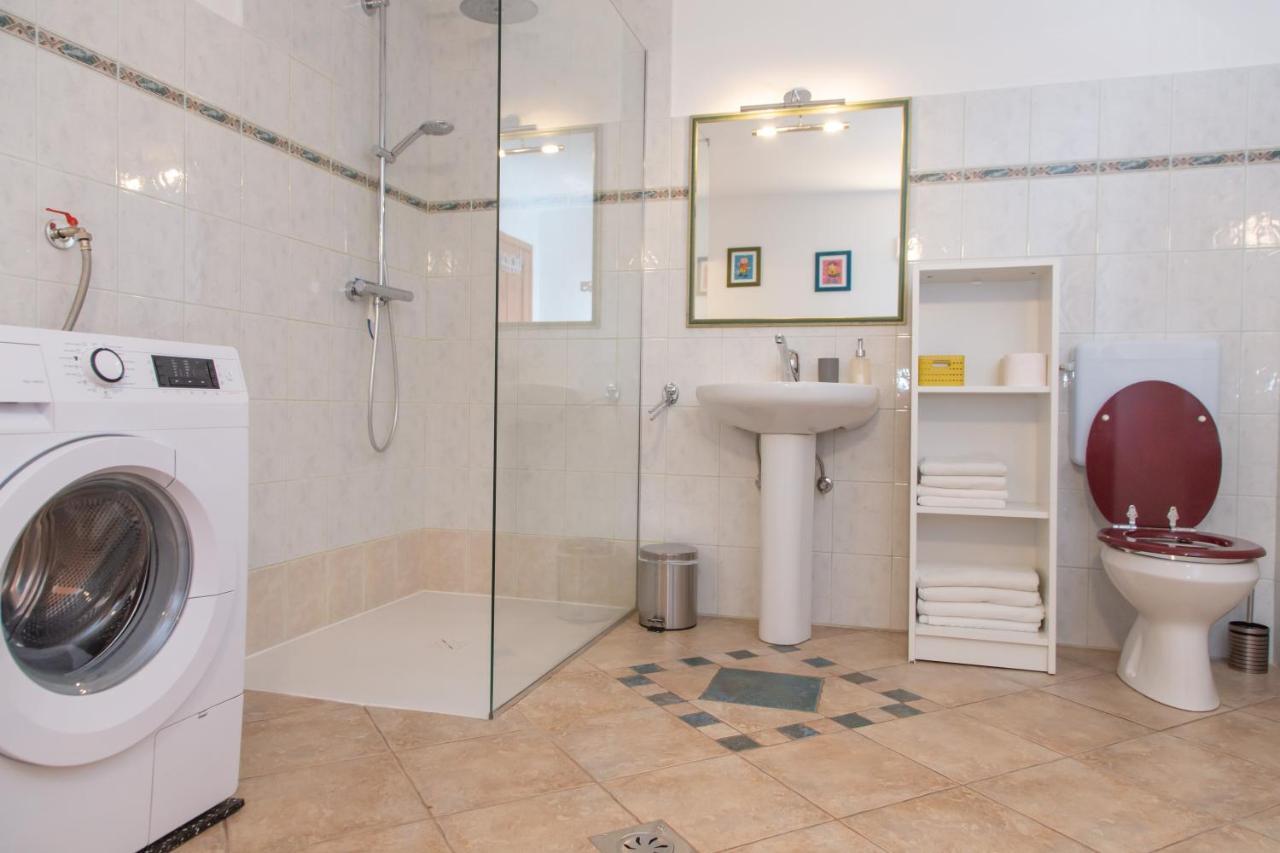 Apartments Rozic ボーヒニ エクステリア 写真